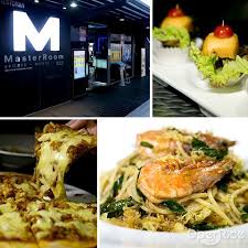 If wanting to visit the rooftop bar at marina bay sands for a cocktail and to look at the view over. Top 10 Restaurants With A Great View In Kl Pj Openrice Malaysia
