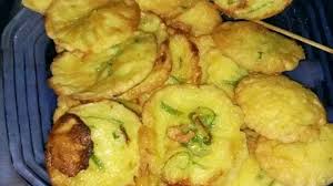 Cara membuat keripik lumpia buat lebaran, bahannya hanya tepung. Resep Baklor Kulit Lumpia Resep Kulit Lumpia Sederhana Resep Membuat Kulit Lumpia Sederhana Yang Mudah Dan Praktis Resepmasakan Buat Lubang Di Tengah Masukkan Telur