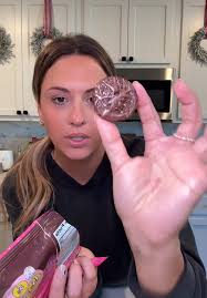 How Long Do Muffins Last in Freezer