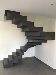 Lfc construct est spécialisée dans la conception d'escalier en beton ciré. Escalier Beton Cire Noir Modern Treppen Nancy Von M M Beton Cire Parquet Carrelage Terrasse