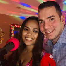 Does UVHM increase the drop rate of legendary weapons in Borderlands?