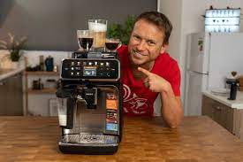 Cleans water and prevents scale from gathering in the coffee maker. Philips 5400 Serie Ep5447 Kaffeevollautomat Mit Lattego Unser Test 2021