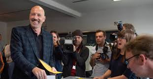 We would like to show you a description here but the site won't allow us. Exit Poll Boom Dei Verdi In Germania Cala Cdu Non Sfonda La Destra Il Sole 24 Ore