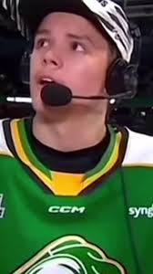 Reel Short Nhl Player Easton Black