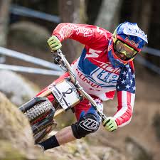 WATCH: Aaron Gwin Wins World Cup Downhill With No Chain