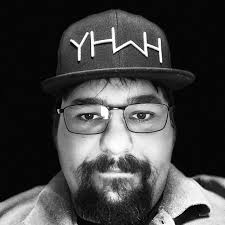 Andrew Waltz's Instagram, Twitter & Facebook