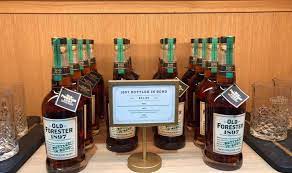 Localités française, anglaise, américaine et australienne, mais surtout whisky canadien en 3 lettres. Whisky Tous Nos Articles Le Devoir