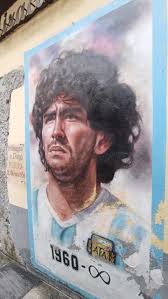 La Asociación Italo Argentinos homenajeó a Diego Maradona a cuatro años de  su muerte y mostró su veneración en las calles de Nápoles