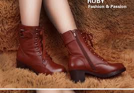 Cada una de las casas trasmite un estilo y unos matices. Venta Botas De Mujer Tipo Militar En Stock