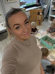 Armsad vanemad, Saan olla Teile abiks lapsehoidmisel. 🥳 Lapsi hoian igas  vanuses. Nädala sees vaid õhtuti ning nädalavahetustel (ka 24h) Lapsi hoian  enda kodus Jüris või lapse/laste enda kodus🙂 Ise olen 35a,