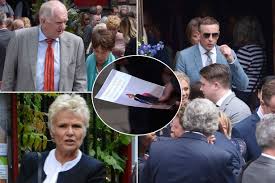 Local television for greater manchester. Victoria Wood S Friends And Family Gather For Memorial Service With Pals Performing Some Of Her Work Mirror Online