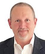 Tom Labuda's Instagram, Twitter & Facebook