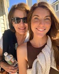 Erin Jankowski's Instagram, Twitter & Facebook