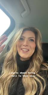 How to Sit in The Bath As A Tall Person