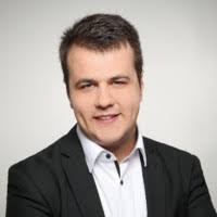 300+ perfiles de «Couchot»