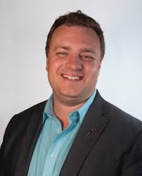 Joel Sutherland's Instagram, Twitter & Facebook