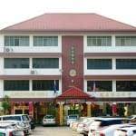 Ketika itu sekolah ini hanya mendapat bantuan separuh kerajaan dan mulai. Projects The Community Chest Page 6