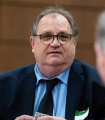 Senator Patrick Brazeau doing 100 push-ups a day for mental health  awareness