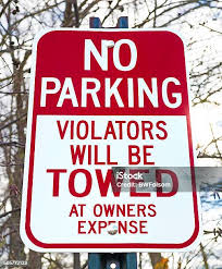 Windrow Free Zone Sign In The City Stock Photo By Wirestock | Photodune