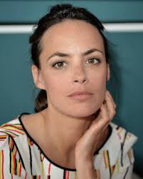 Berenice bejo is married to her husband and the couple has a son and a daughter; Berenice Bejo Unifrance