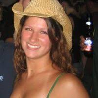 Karen Bonneau's Instagram, Twitter & Facebook