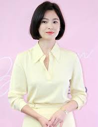 In addition, korean bob hairstyles equal with trendy and creative hairstyles, and often with minimal styling, you can look maximum. 15 Super Cool Short Korean Hairstyles