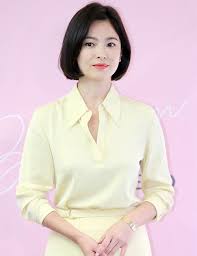 Learn how to achieve these trendy hairstyles by yourself at home! 15 Super Cool Short Korean Hairstyles
