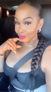 It’s the glow up for me! #hoelifereactivated #livingalonediaries #singleaf  #glowup