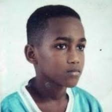 Stream Robinson Soto music