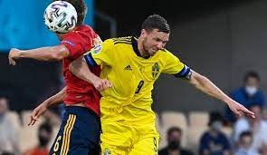 It shows all personal information about the players, including age, nationality, contract duration and current market value. Schweden Strafanzeige Nach Hasskommentaren Gegen Marcus Berg