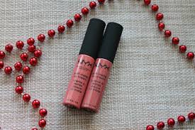I like them, because they are not drying and i have dry lips in general. Nyx Soft Matte Lip Cream Lippenstift Die Tragbarsten Farbtone Der Nyx Professional Makeup Soft Matte Lip Cream 19 Cannes Und 59 San Diego In Allen Lebenssituationen Super Testberichte Bewertungen Meinungen