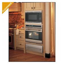 They are less bulky than traditional ranges, so they provide an aesthetical appeal as the best wall ovens are ideal for small kitchens that do not have a lot of floor space. Wolf 36 Single Electric Wall Oven So36us Discount Cabinets Appliances