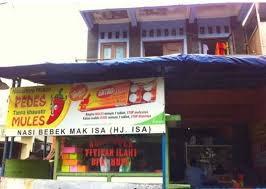 Tak heran jika para pembelinya rela mengantri sejak subuh demi mencicipi nasi bebek mak isa! Jaktim Jarak Kata