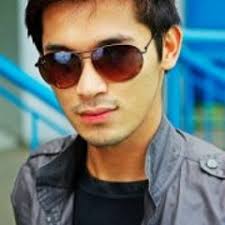 Stream Carlo Ramos Serran music