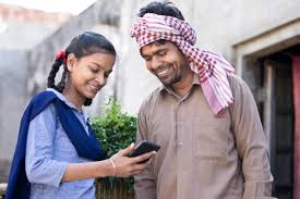 2,328 Indian Girls Using Smartphone Stock Photos, Pictures & Royalty-Free  Images - iStock