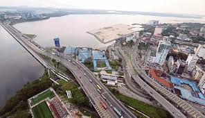 Kapal selam itu adalah tipe 209, kemampuannya sangat terbatas dengan yang dibeli singapura, dia punya. Pasang Surut Hubungan Malaysia Dan Singapura Dunia Tempo Co