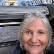 4 years ago today I joined the Top Banana bunch 🍌 So much has happened in  those 4 years both professionally and personally. I absolutely love being a  banana and couldn't wish