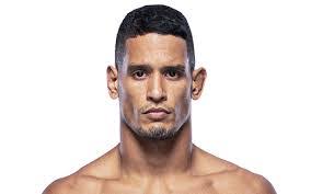 Miguel Baeza's Instagram, Twitter & Facebook