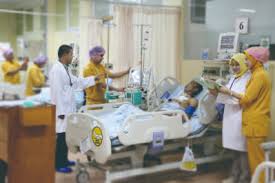 Intensive care unit (icu) icu adalah ruang khusus bagi pasien kritis yang perlu perawatan intensif dan pengawasan terus menerus. Layanan Intensive Care