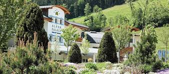Viele wellnesshotels wissen um den hohen stellenwert Alpenpalace Deluxe Hotel Spa Resort St Johann Ahrntal Trentino Sudtirol Italien We Are Travel