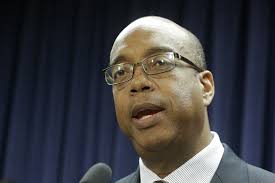 Op-ed: Susana Mendoza: Ex-lawmakers trying to claw back rejected raises are  wasting taxpayer money