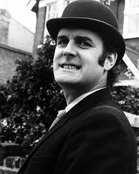 Cleese, John [Monty Python] (35185) 8x10 Photo