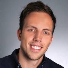 Building the smart glasses OS from 1,000 feet in Shenzhen.