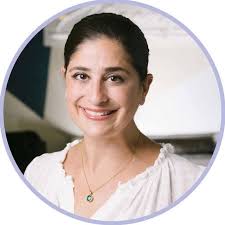 Tara McGowan (@taramcmoonglow) • Instagram photos and videos