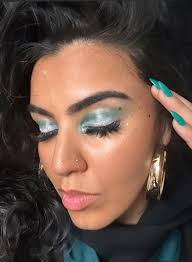 I know D.va already has the Waveracer skin... But... SHARK MECHA!!! C'MON  MAN!!! 🦈🦈🦈 CTTO: Geddu