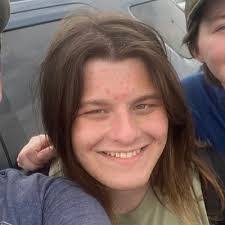 Jesse Sylvester's Instagram, Twitter & Facebook