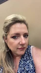 Melinda Brazell's Instagram, Twitter & Facebook