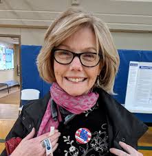 Pat Fowler's Instagram, Twitter & Facebook