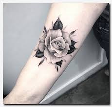 Rosetattoo Tattoo Mother Son Celtic Knot Tattoo Design Websites Sun Tattoo Art Flower Tattoos For Fema Idee Per Tatuaggi Tatuaggi Polso Rosa Tatuaggi Rosa