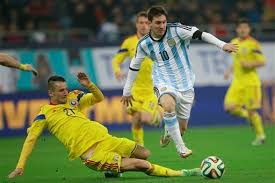 Aici gasesti cele mai noi stiri, comentarii si analize din lumea sportului romanesc si international. Lionel Messi Plays Down Sickness After Vomiting During Romania Vs Argentina Bleacher Report Latest News Videos And Highlights